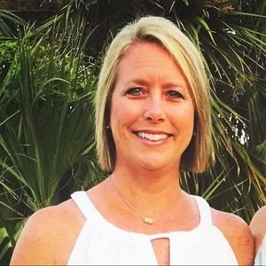 Meet your Posher, Carla